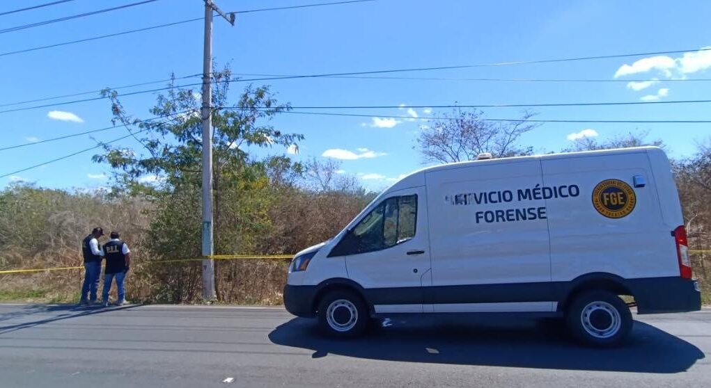 Hallan cuerpo sin vida en terreno baldío del Periférico de Mérida