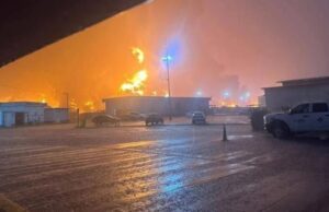 INCENDIO EN DOS BOCAS DEJA 5 MUERTOS Y DESATA CRÍTICAS POR REACCIÓN TARDÍA