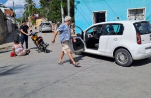 Extranjero atropella a mujer en Seyé y su aseguradora se niega a cubrir gastos médicos