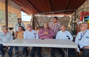 Choferes del Circuito Metropolitano mantienen paro y exigen fin a descuentos y jornadas abusivas