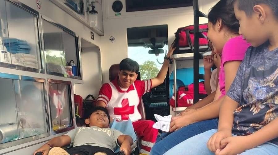 Cruz Roja Juventud fortalece la salud comunitaria con ferias educativas y actividades para familias yucatecas