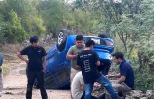 Cinturón de seguridad salva a conductor tras espectacular accidente en la Mérida–Motul