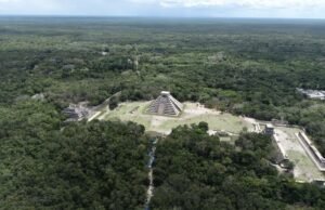 Chichén Itzá enfrenta crisis por comercio ambulante tras más de dos décadas sin control