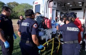 Helicóptero de la SSP traslada de emergencia a menor grave tras accidente en Akil