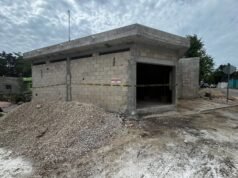 Clausuran construcción por invadir banqueta y carecer de permisos en Tizimín