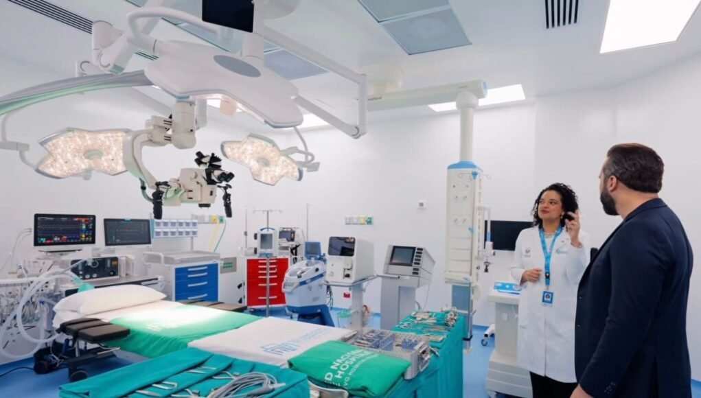 El Salvador estrena moderno Hospital Rosales con cirugía robótica y atención gratuita