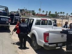 Investigan presunto uso de vehículo oficial de Conagua para transportar propaganda política en Torreón