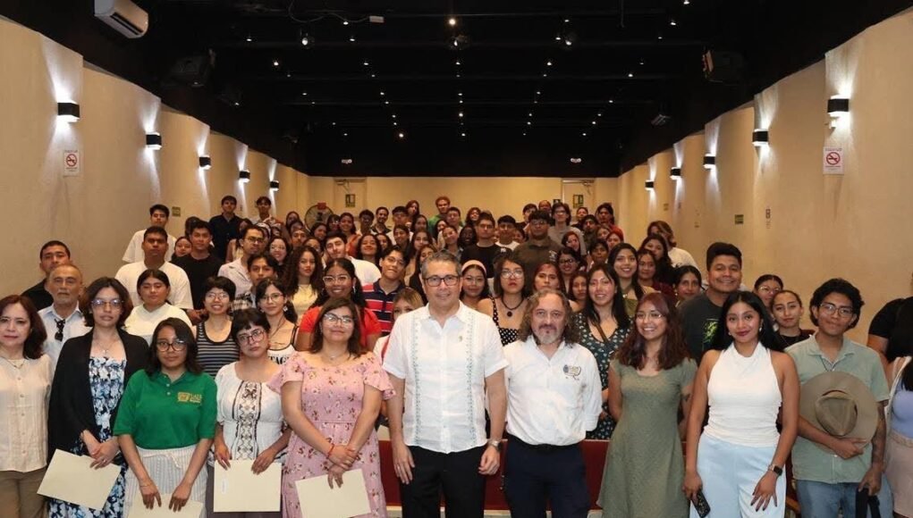 UADY impulsa formación científica con más de 400 estudiantes en programas de investigación de verano