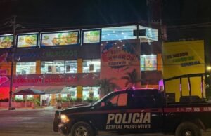 Violento ataque en restaurante de Playa del Carmen deja un muerto y tres lesionados