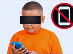 Sheinbaum abre debate sobre celulares en escuelas, pero descarta prohibirlos por ley