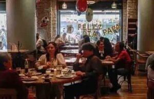 RESTAURANTEROS DEL CENTRO HISTÓRICO NO VEN REPUNTE PESE AL FIN DEL PLANTÓN DE LA CNTE