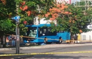 Trágico accidente en Circuito Colonias: motociclista pierde la vida tras ser arrollado por un autobús del Va y Ven