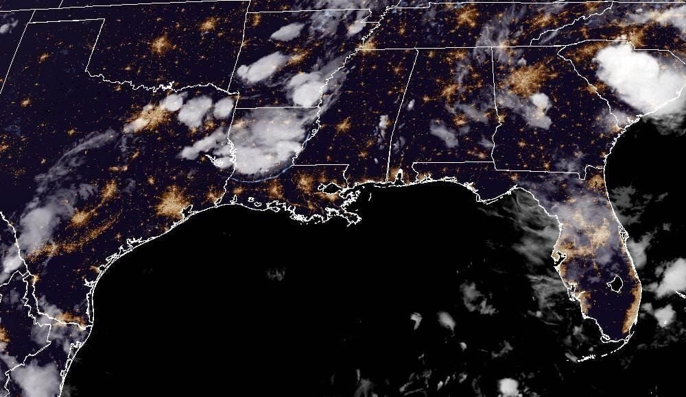Prevén lluvias, tormentas eléctricas y fuertes rachas de viento para Yucatán este martes