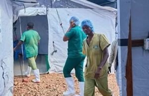 Trabajadores de la salud se declaran en huelga en pleno brote de ébola en Congo por falta de pagos