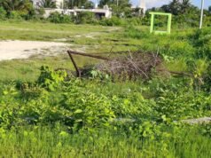 Vecinos de Telchac Puerto denuncian abandono de campo deportivo y reclaman cumplimiento de promesas
