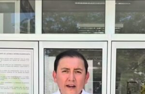 El “Gallo” alza la voz por un baile, pero guarda silencio ante los escándalos de Morena en Motul