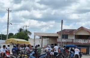 Pescadores de Dzilam de Bravo exigen frenar la pesca furtiva y advierten posibles bloqueos en el puerto