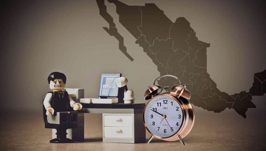México inicia transición hacia la semana laboral de 40 horas; reducción será gradual hasta 2030