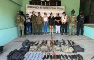 Operativo en Badiraguato deja ocho detenidos y asegura arsenal de alto poder