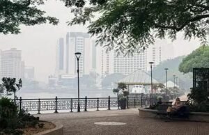 Humo de incendios en Indonesia dispara la contaminación y obliga a Malasia a declarar emergencia
