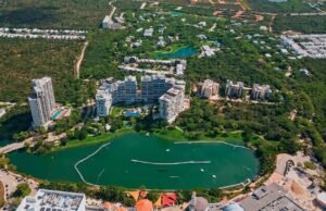 Cierre sanitario en Plaza La Isla tras detectar “ameba comecerebros” en su lago