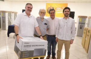 IMPULSO AL COMERCIO LOCAL: MILO BARRERA RECONOCE A NEGOCIOS QUE HACEN CRECER YUCATÁN